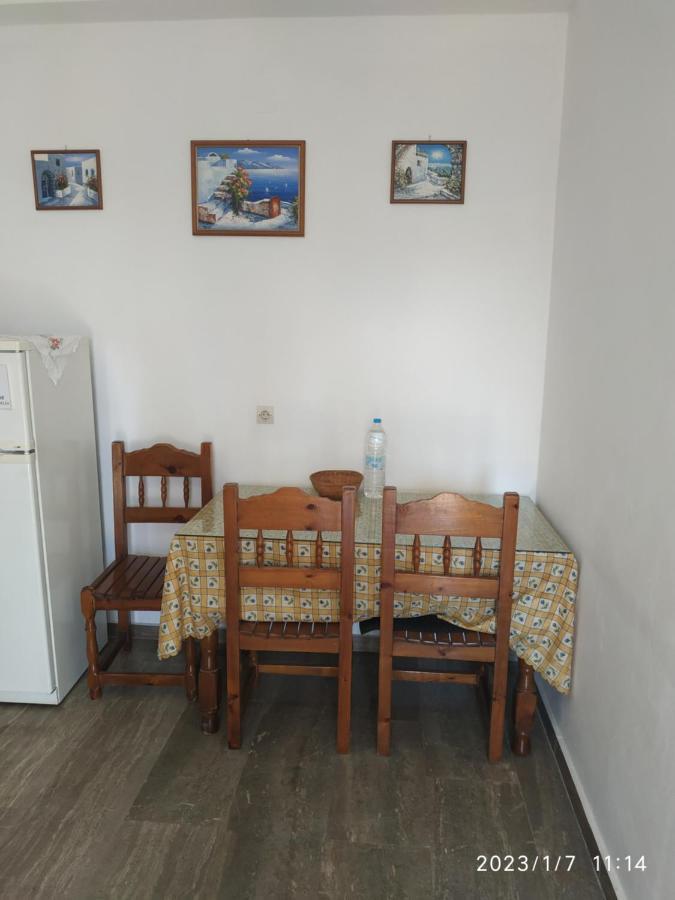 Gerekos Studios And Apartments Agios Georgios  Exterior foto